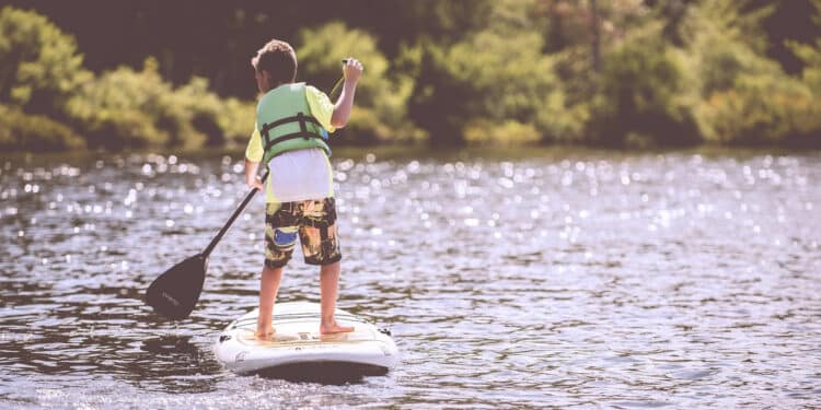 Des activités nautiques incontournables pour des vacances mémorables